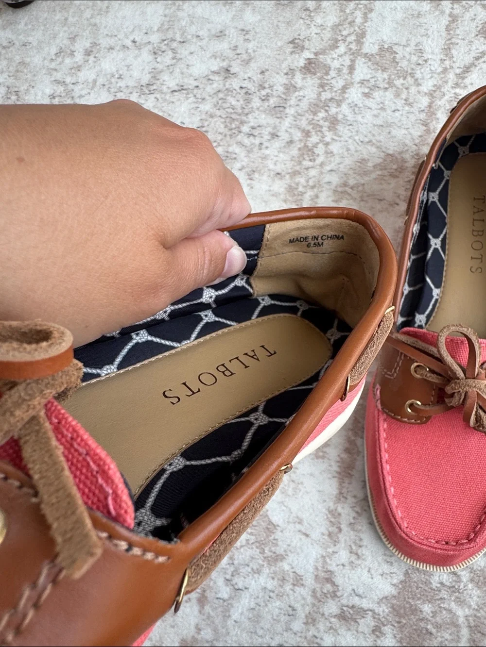 Talbot’s Slip-On Round Toe Drawstring Boat Shoes leather and coral